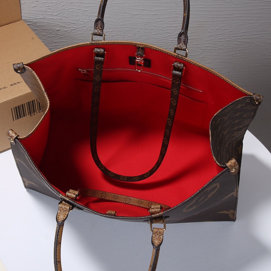 LV ONTHEGO GM 41CM MONOGRAMME TOILE GÉANTE 