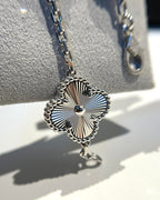 [⭐Shinejoy] クローバー 5モチーフ レーザーブレスレット コレクション