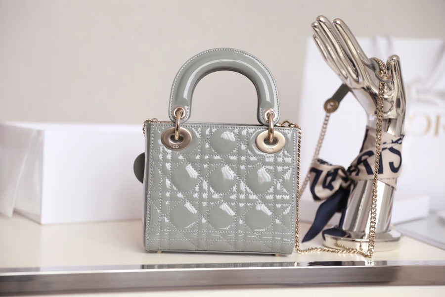 LADY 17 GRIS À MOTIF CANNAGE