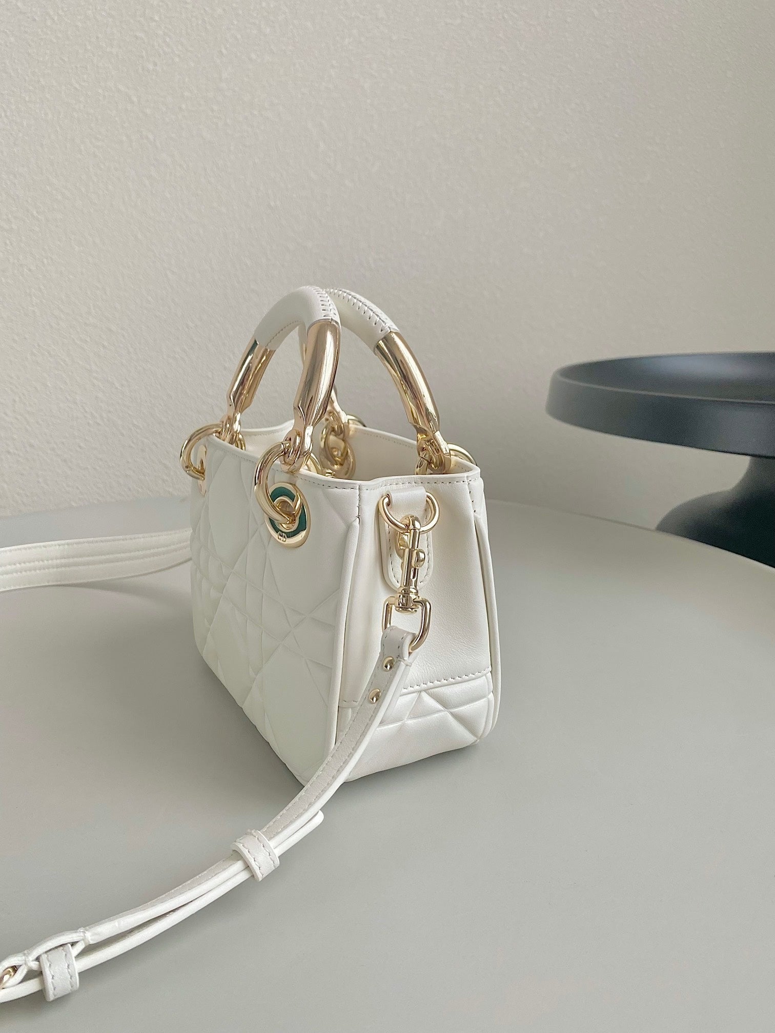 MINI LADY 19 EN CUIR D'AGNEAU BLANC