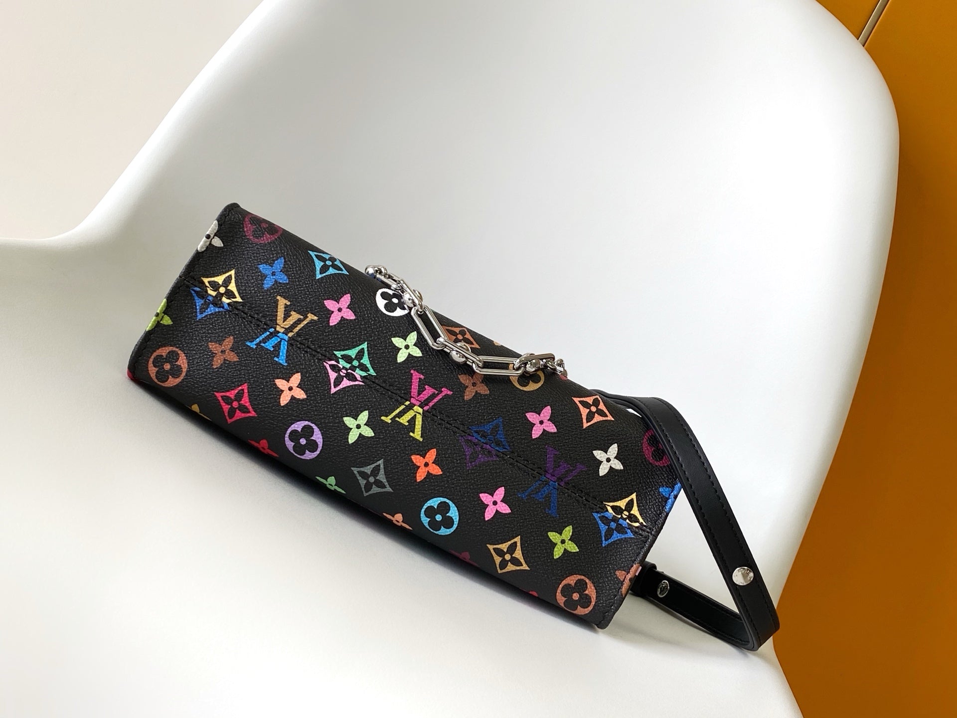 SAC ONTHEGO EST-OUEST 25 EN TOILE À MOTIFS MONOGRAMMES COLORÉS