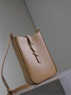 LE 5 À 7 フォンバッグ 18インチ サイダーブラウン カーフスキン