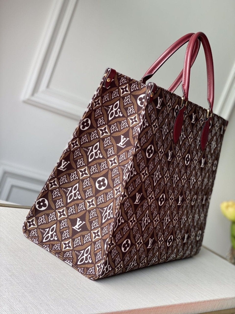 LV DEPUIS 1984 ONTHEGO GM TEXTILE MARRON